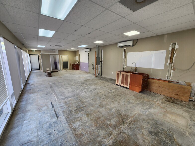 2070 N King St, Honolulu, HI à louer - Photo intérieure – Image 2 sur 12