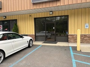 1076-1090 Morton Blvd, Kingston, NY à louer Photo intérieure– Image 2 sur 7