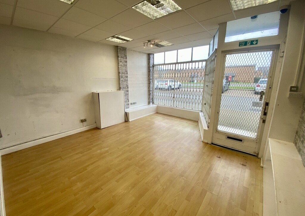 96 Clarence Rd, Leighton Buzzard à louer Photo de l’immeuble– Image 1 sur 5
