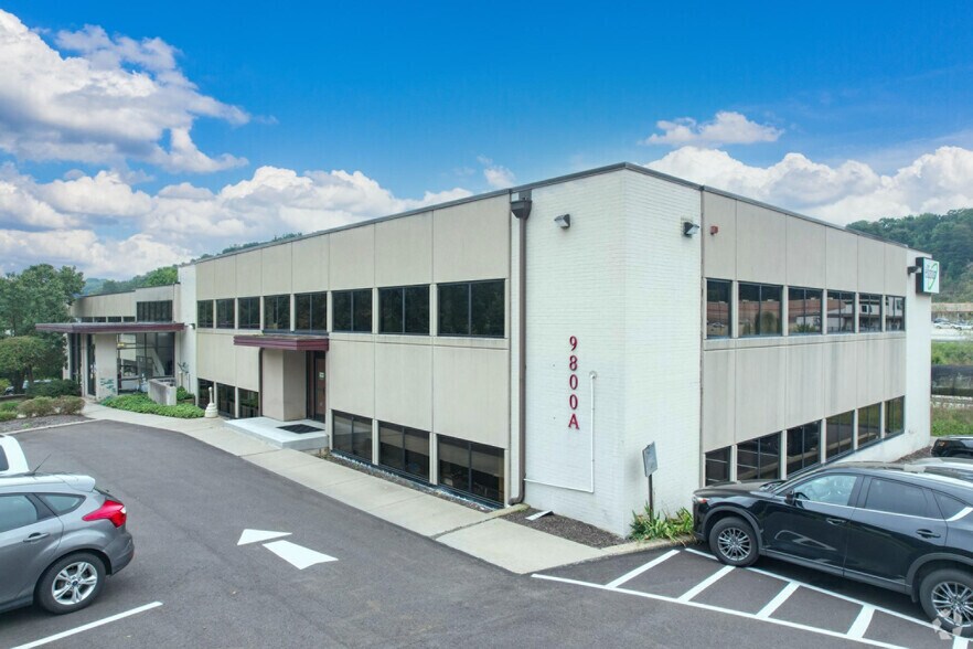 9800 Mcknight Rd, Pittsburgh, PA à louer - Photo de l’immeuble – Image 2 sur 5