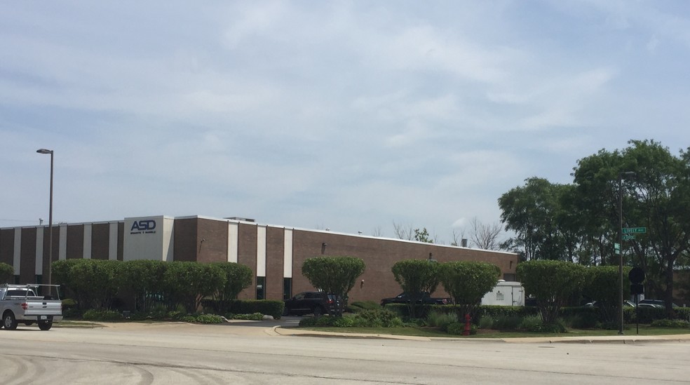 1775 Lively Blvd, Elk Grove Village, IL à louer - Photo de l’immeuble – Image 3 sur 8
