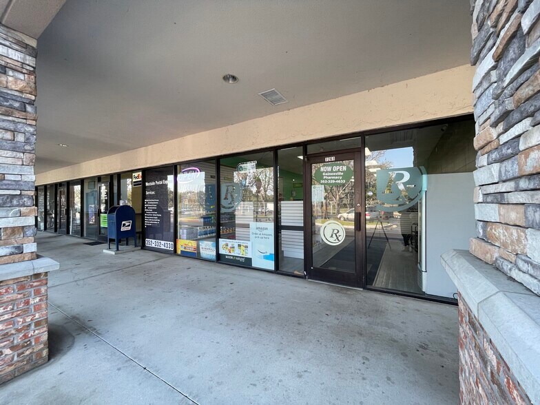 7241-7341 NW 4th Blvd, Gainesville, FL à louer - Photo de l’immeuble – Image 2 sur 13