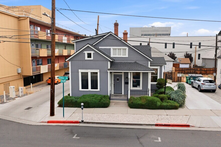 226 Hill St, Reno, NV à louer - Photo de l’immeuble – Image 1 sur 2
