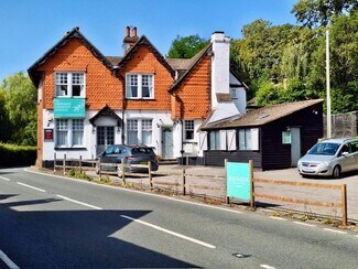 Plus de détails pour Guildford Rd, Dorking - Spécialisé à vendre