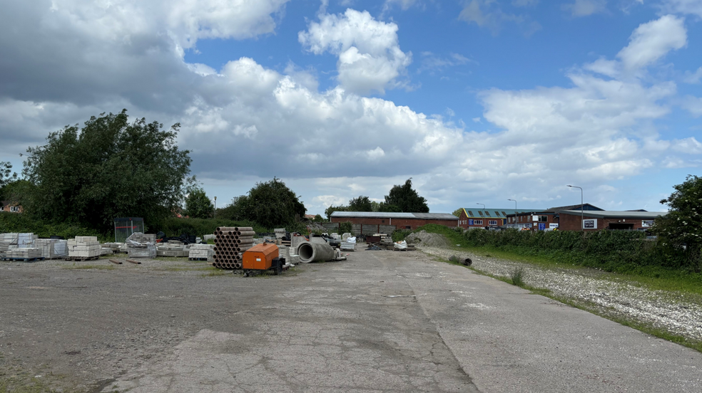 Island Carr Rd, Brigg à louer - Autre – Image 1 sur 4