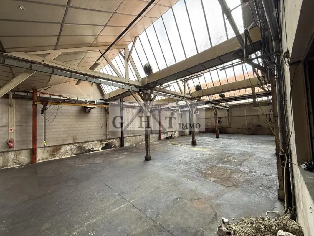 Industriel/Logistique dans Bagnolet à vendre Photo de l’immeuble– Image 1 sur 16