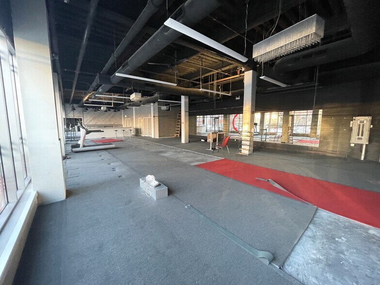 3600 N Halsted St, Chicago, IL à louer - Photo de l’immeuble – Image 3 sur 9
