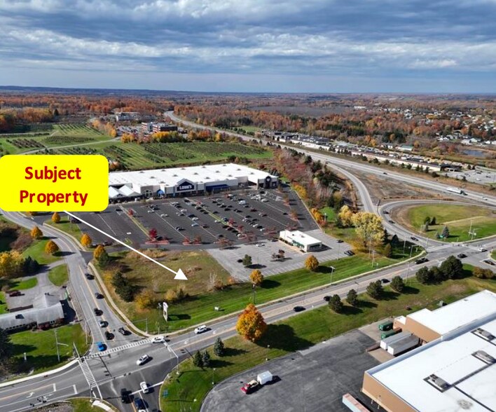 4697 Middle Settlement Rd, New Hartford, NY à vendre - Photo de l’immeuble – Image 2 sur 3