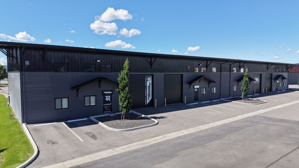 694 N Baugh Way, Post Falls, ID à louer - Photo de l’immeuble – Image 2 sur 10