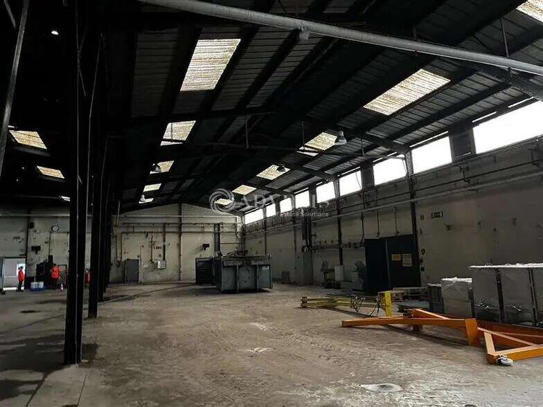 Local d’activités dans Duttlenheim à louer - Photo de l’immeuble – Image 2 sur 4