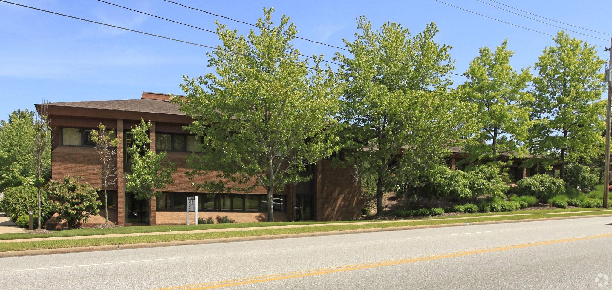 21825 Chagrin Blvd, Beachwood, OH à louer Photo principale– Image 1 sur 7