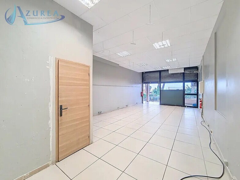 Local commercial dans Nice à louer - Photo de l’immeuble – Image 2 sur 5