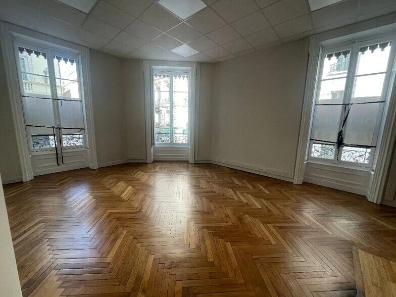 Bureau dans Lyon à louer - Photo intérieure – Image 2 sur 7