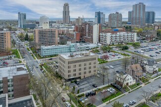 Plus de détails pour 110 Lockwood Ave, New Rochelle, NY - Bureau à vendre