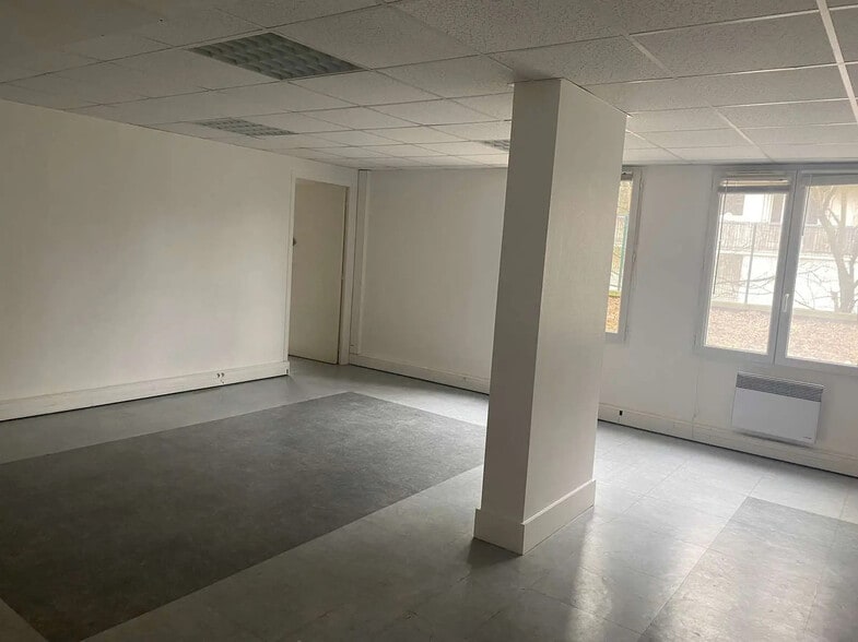 7 Rue De Charenton, Alfortville à louer - Photo de l’immeuble – Image 3 sur 11