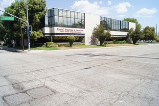 Plus de détails pour 715 N Arrowhead Ave, San Bernardino, CA - Coworking à louer