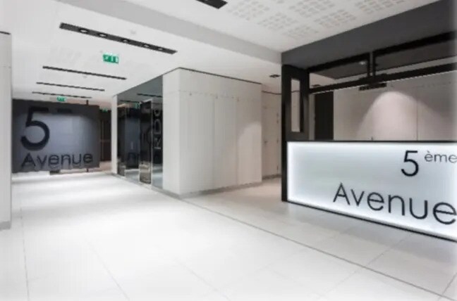 47 Rue Louis Blanc, Courbevoie à louer - Photo de l’immeuble – Image 2 sur 9