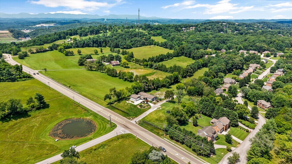 400 N Watt Rd, Knoxville, TN à vendre - Photo de l’immeuble – Image 3 sur 19
