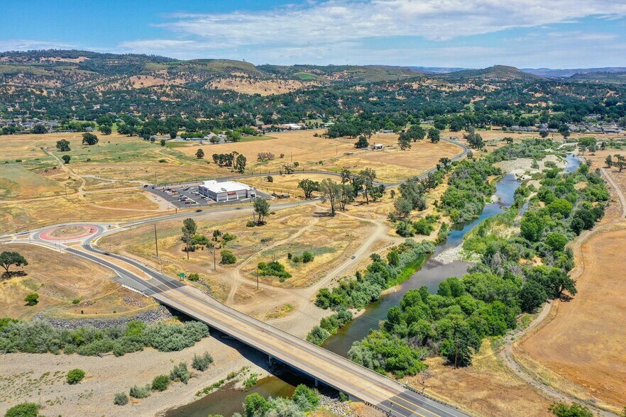 18657 Oak Meadow Dr, Middletown, CA à vendre - Photo de l’immeuble – Image 3 sur 5