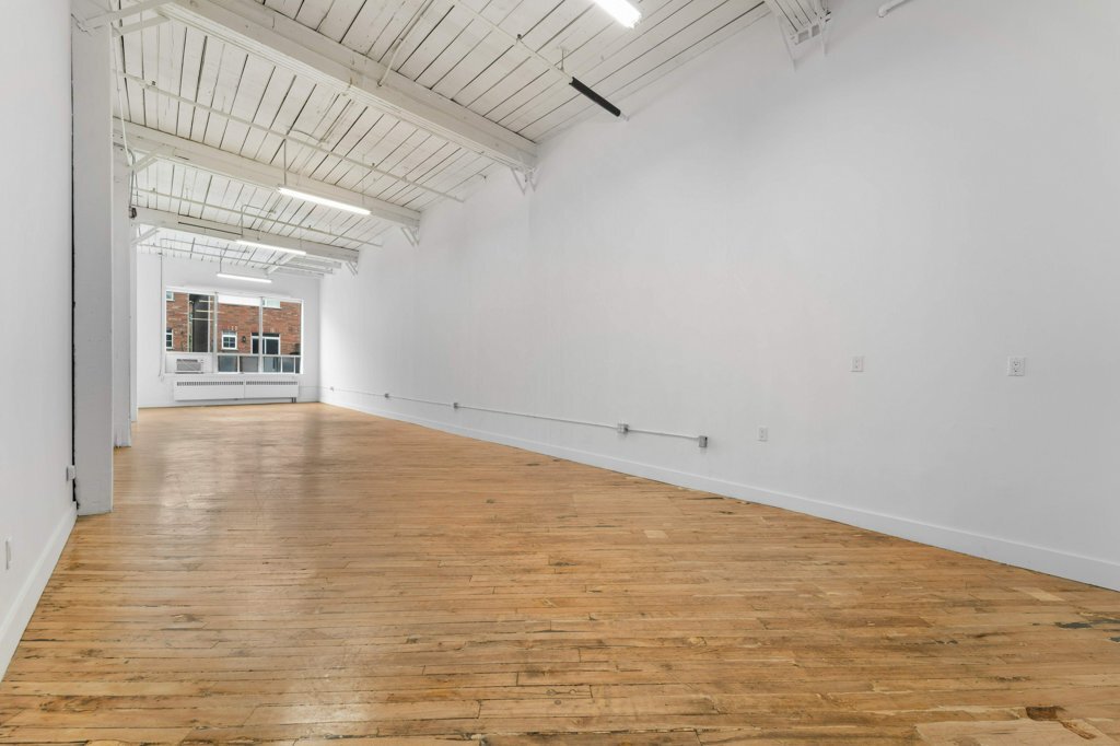 276 Carlaw Av, Toronto, ON à louer Photo intérieure– Image 1 sur 4