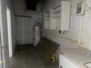 5662 Main Ave, Orangevale, CA à louer Photo intérieure– Image 2 sur 6