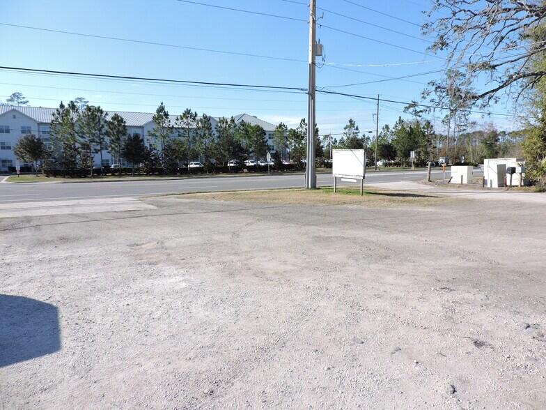 535 College Dr, Middleburg, FL à vendre - Photo de l’immeuble – Image 2 sur 19