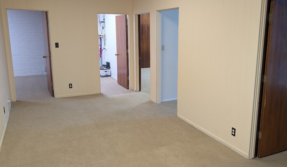 2540 Huntington Dr, San Marino, CA à louer - Photo de l’immeuble – Image 2 sur 9