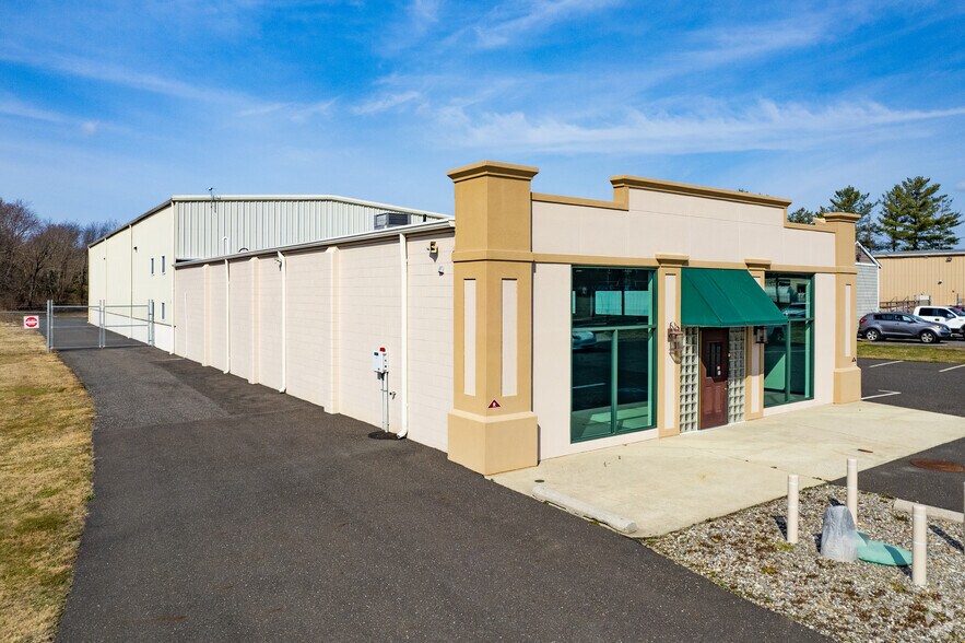 1560 N Main Rd, Vineland, NJ à vendre - Photo principale – Image 1 sur 20