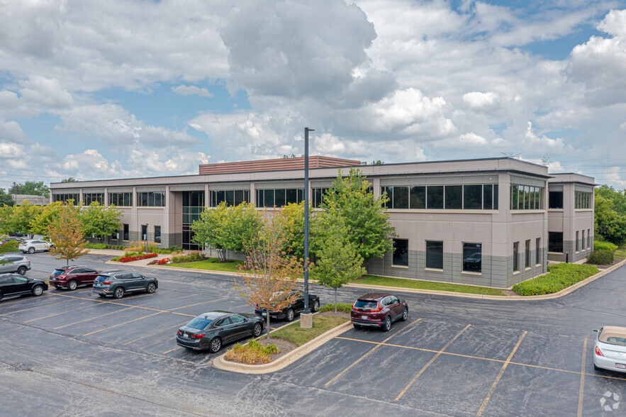 975 Weiland Rd, Buffalo Grove, IL à louer - Photo de l’immeuble – Image 1 sur 5