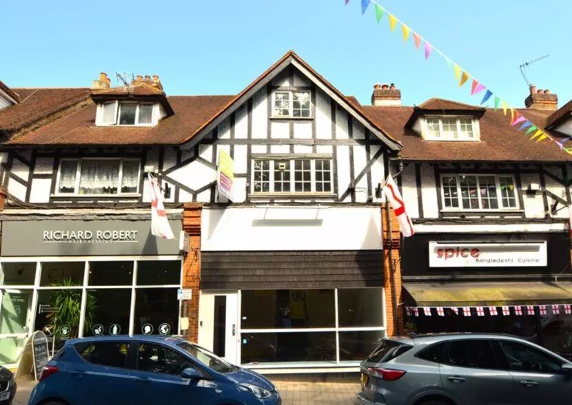 11 Market Pl, Gerrards Cross à louer - Photo de l’immeuble – Image 1 sur 8