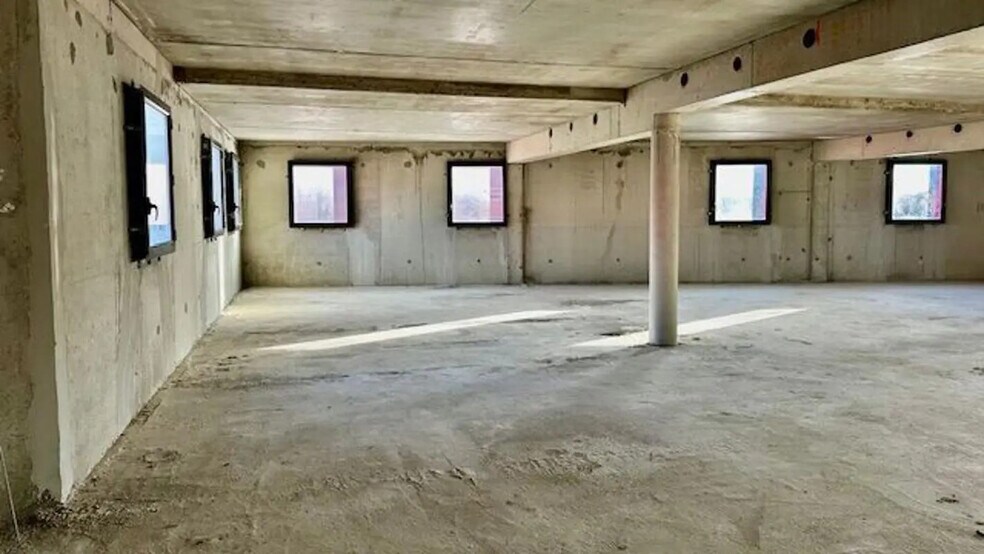 Bureau dans Antibes à vendre - Photo de l’immeuble – Image 3 sur 10