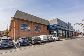 Plus de détails pour St. Ann Way, Gloucester - Local commercial à louer