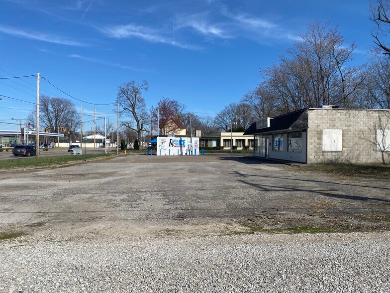401 S Kentucky Ave, Evansville, IN à vendre - Photo de l’immeuble – Image 2 sur 15