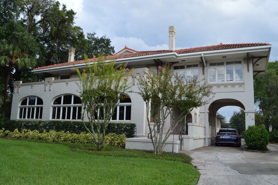 214 S Lucerne Cir, Orlando, FL à vendre - Photo de l’immeuble – Image 2 sur 2