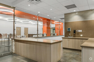 400 S Zang Blvd, Dallas, TX à louer Photo intérieure– Image 1 sur 1