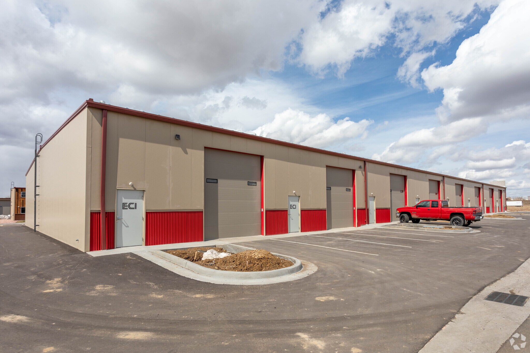 13790 E I-25 Frontage Rd, Longmont, CO à louer Photo de l’immeuble– Image 1 sur 9