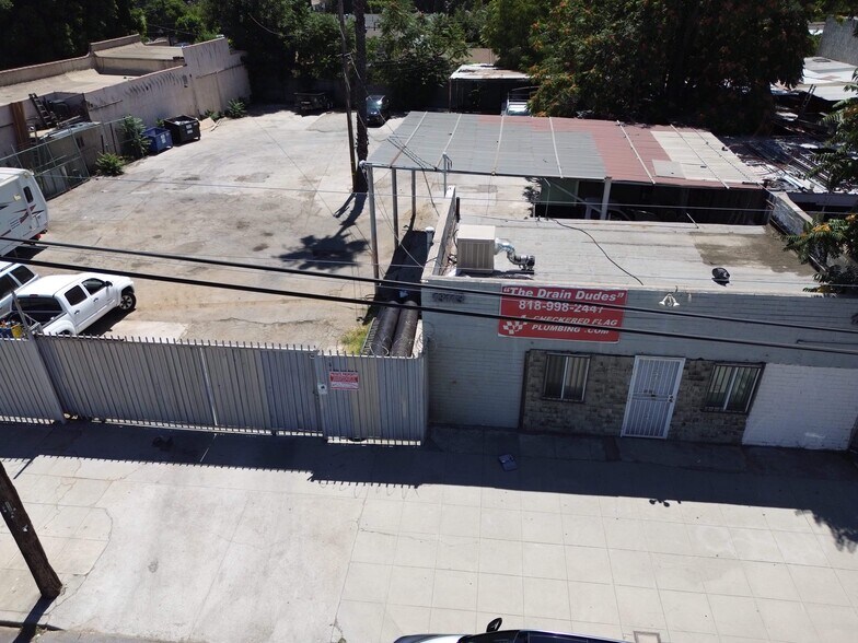 13117 San Fernando Rd, Rancho Cascades, CA à vendre - Photo de l’immeuble – Image 2 sur 5