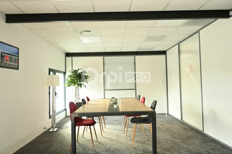 33 Avenue Du Docteur Georges Lévy, Vénissieux à vendre Photo intérieure– Image 1 sur 9