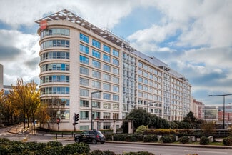 Plus de détails pour 23 Rue François Jacob, Rueil-Malmaison - Bureau à louer