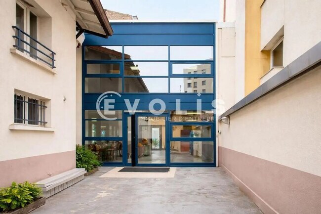 Plus de détails pour Bureau à louer