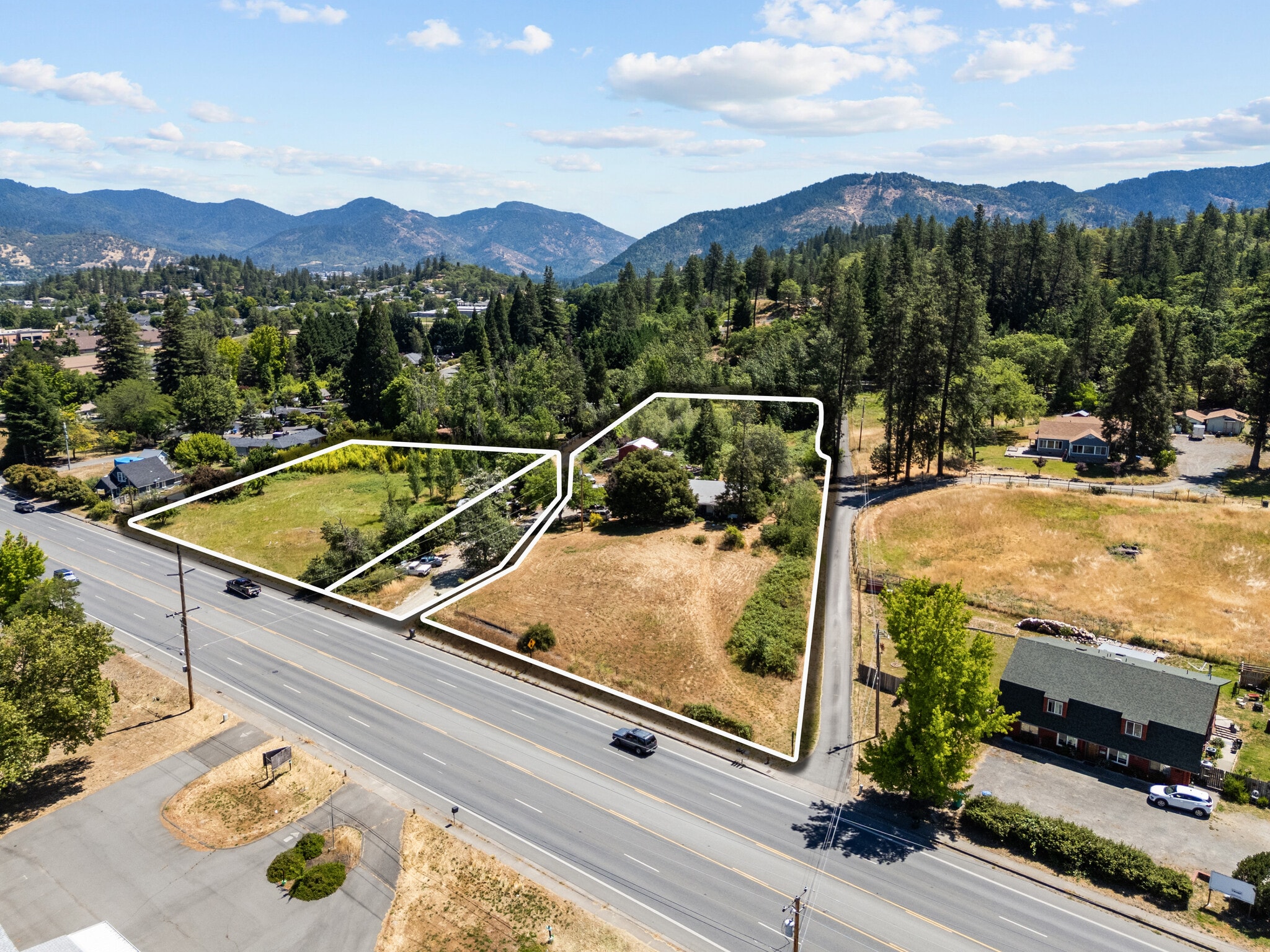 2119 Williams Hwy, Grants Pass, OR à vendre Aérien– Image 1 sur 15
