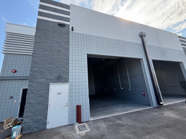 2122 Stearman Dr, Chandler, AZ à vendre - Photo de l’immeuble – Image 3 sur 4