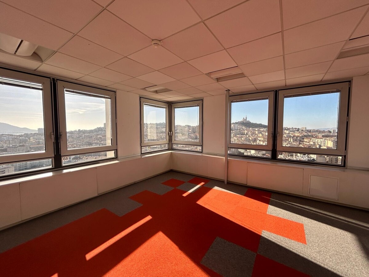 65 Avenue Jules Cantini, Marseille, BDR 13006 - - - Photo intérieure - Image 2 of 9