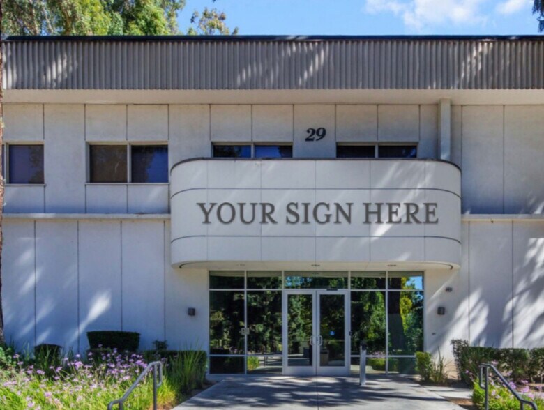 25128-25129 Rye Canyon Loop, Valencia, CA à louer - Photo de l’immeuble – Image 2 sur 8