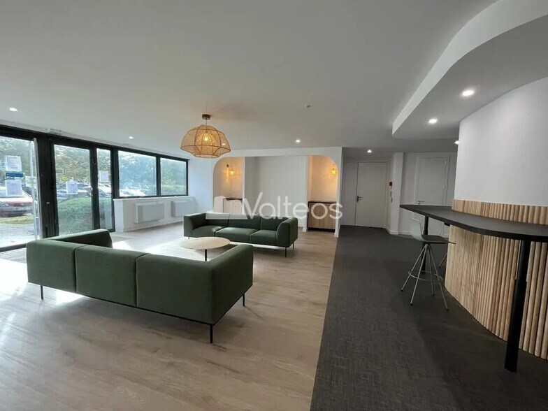 185 Rue Galilée, Labège à louer - Hall d’entrée – Image 3 sur 11