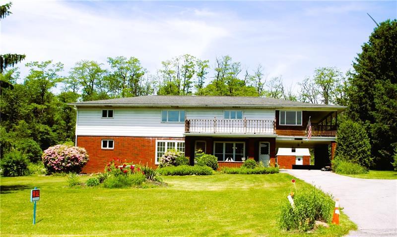208 Theatre Rd, Carrolltown, PA à vendre - Photo principale – Image 1 sur 1
