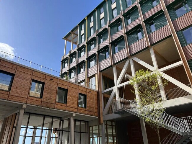 Plus de détails pour Bureau à louer