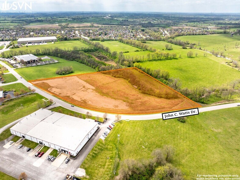 John C Watts Dr, Nicholasville, KY à vendre - Photo de l’immeuble – Image 3 sur 11