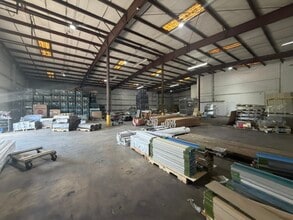 7500 NW 74th Ave, Medley, FL à louer Photo intérieure– Image 1 sur 7
