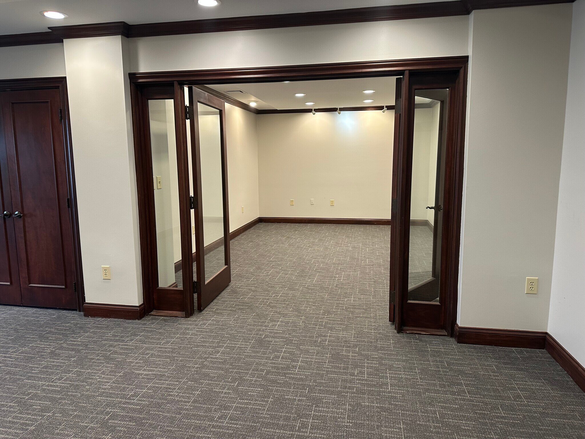 150 E Broad St, Columbus, OH à louer Photo intérieure– Image 1 sur 7